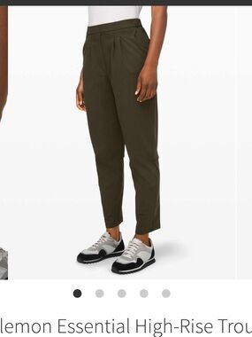 Lululemon Essential High-Rise Trouser
Dark Olive size 12